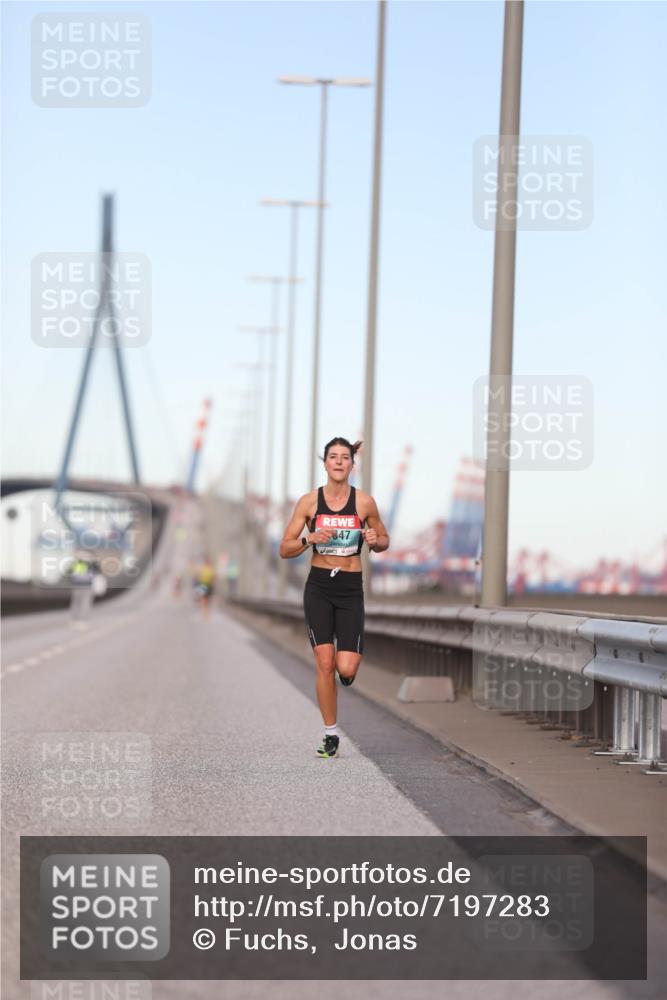 03.10.2024 - Köhlbrandbrückenlauf Fuchs,  Jonas http://msf.ph/oto/7197283 03.10.2024 09:36:01 Position 3 847 meine-sportfotos.de