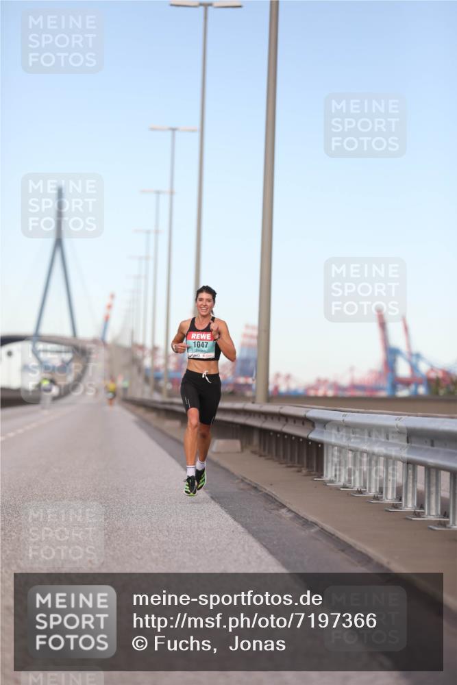 03.10.2024 - Köhlbrandbrückenlauf Fuchs,  Jonas http://msf.ph/oto/7197366 03.10.2024 09:36:02 Position 3 1047 meine-sportfotos.de