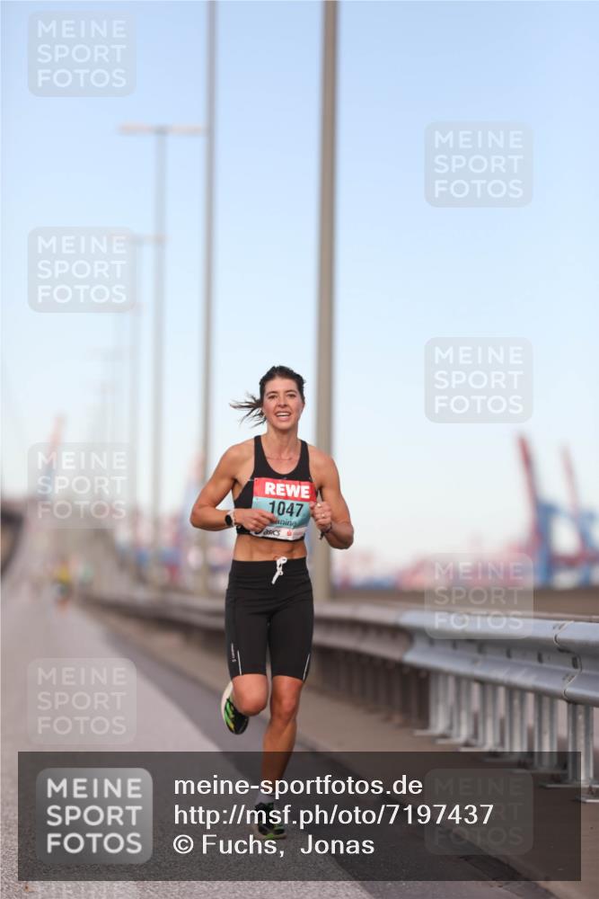 03.10.2024 - Köhlbrandbrückenlauf Fuchs,  Jonas http://msf.ph/oto/7197437 03.10.2024 09:36:03 Position 3 1047 meine-sportfotos.de