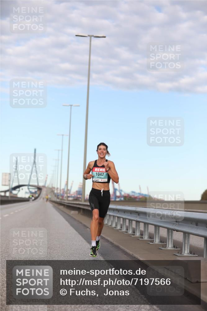 03.10.2024 - Köhlbrandbrückenlauf Fuchs,  Jonas http://msf.ph/oto/7197566 03.10.2024 09:36:05 Position 3 1047 meine-sportfotos.de
