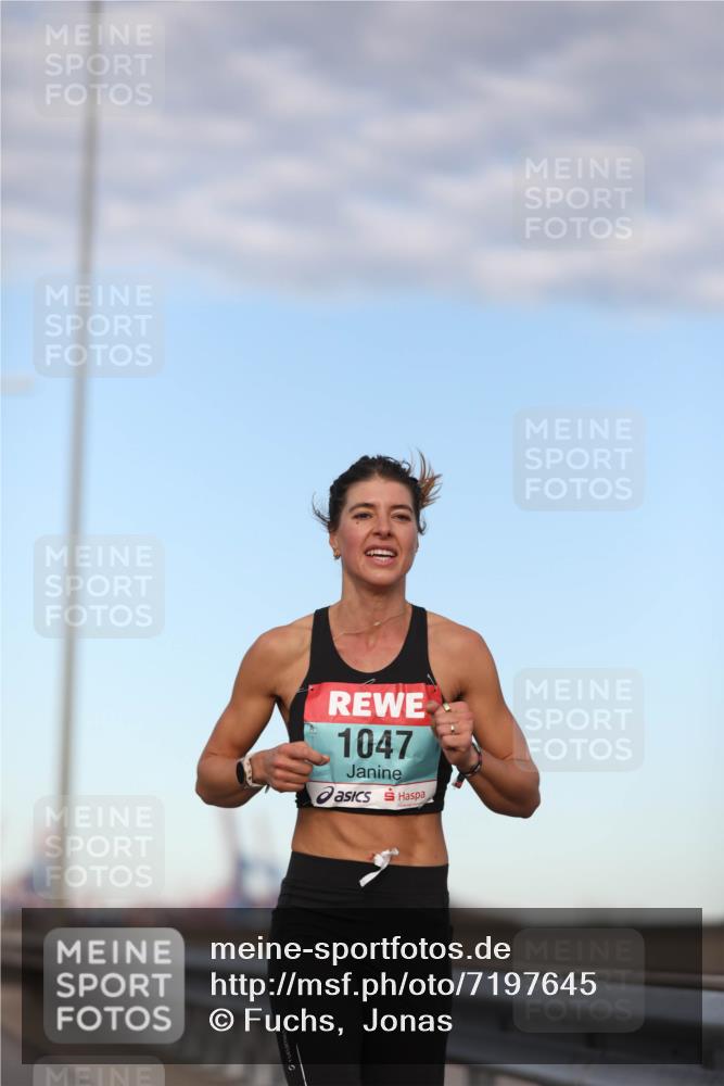 03.10.2024 - Köhlbrandbrückenlauf Fuchs,  Jonas http://msf.ph/oto/7197645 03.10.2024 09:36:06 Position 3 1047 meine-sportfotos.de