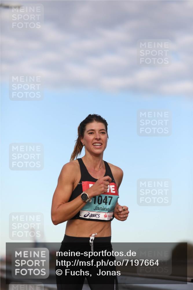 03.10.2024 - Köhlbrandbrückenlauf Fuchs,  Jonas http://msf.ph/oto/7197664 03.10.2024 09:36:06 Position 3 1047 meine-sportfotos.de