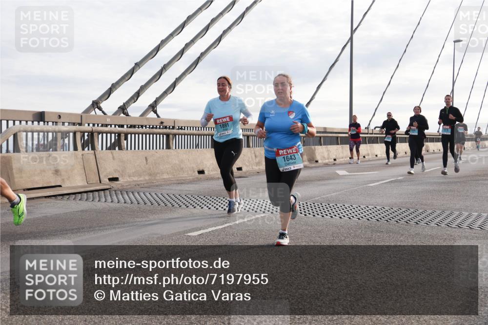 03.10.2024 - Köhlbrandbrückenlauf Matties Gatica Varas http://msf.ph/oto/7197955 03.10.2024 09:28:53 Position 2 1891, 1643 meine-sportfotos.de