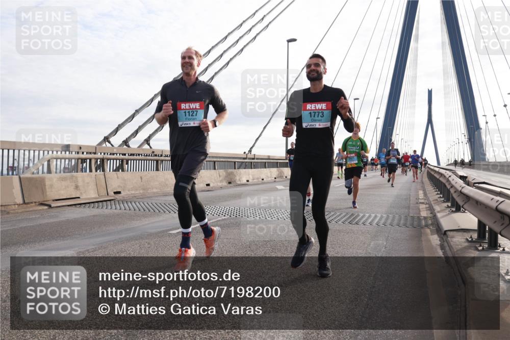 03.10.2024 - Köhlbrandbrückenlauf Matties Gatica Varas http://msf.ph/oto/7198200 03.10.2024 09:29:01 Position 2 1127, 1773, 2421 meine-sportfotos.de