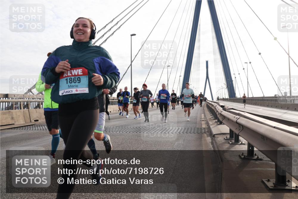 03.10.2024 - Köhlbrandbrückenlauf Matties Gatica Varas http://msf.ph/oto/7198726 03.10.2024 09:29:17 Position 2 1869 meine-sportfotos.de