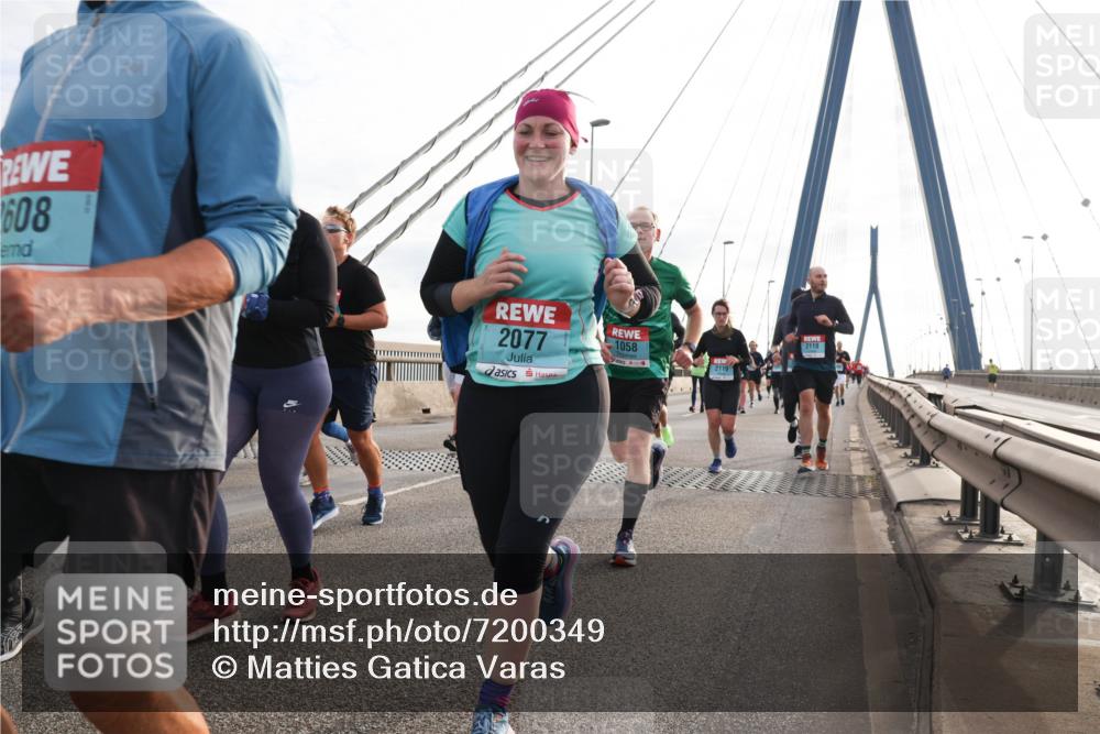 03.10.2024 - Köhlbrandbrückenlauf Matties Gatica Varas http://msf.ph/oto/7200349 03.10.2024 09:29:52 Position 2 608, 2077, 1058, 2119, 2118 meine-sportfotos.de