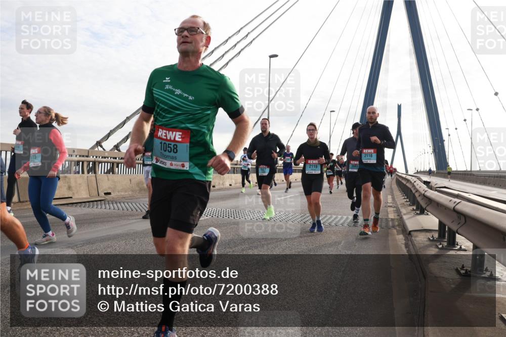 03.10.2024 - Köhlbrandbrückenlauf Matties Gatica Varas http://msf.ph/oto/7200388 03.10.2024 09:29:53 Position 2 1715, 1058, 1862, 2118, 2119, 3603 meine-sportfotos.de