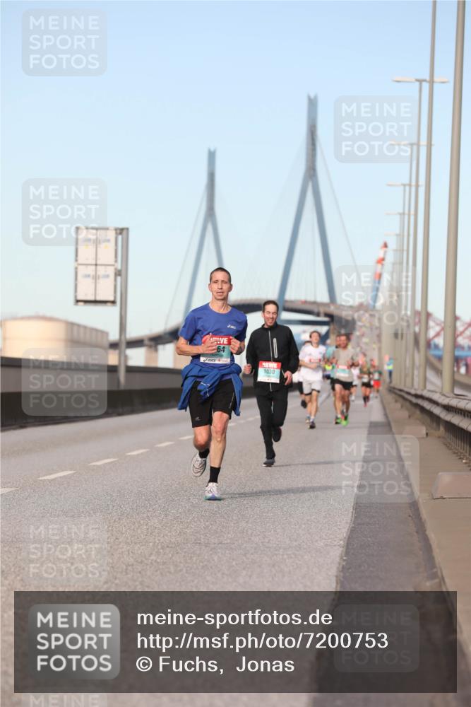 03.10.2024 - Köhlbrandbrückenlauf Fuchs,  Jonas http://msf.ph/oto/7200753 03.10.2024 09:39:37 Position 3 64, 1030 meine-sportfotos.de