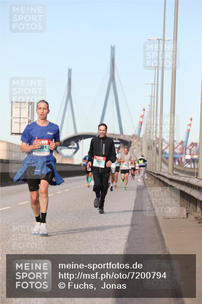 03.10.2024 - Köhlbrandbrückenlauf Fuchs,  Jonas http://msf.ph/oto/7200794 03.10.2024 09:39:38 Position 3 064, 3, 5, 1030 meine-sportfotos.de