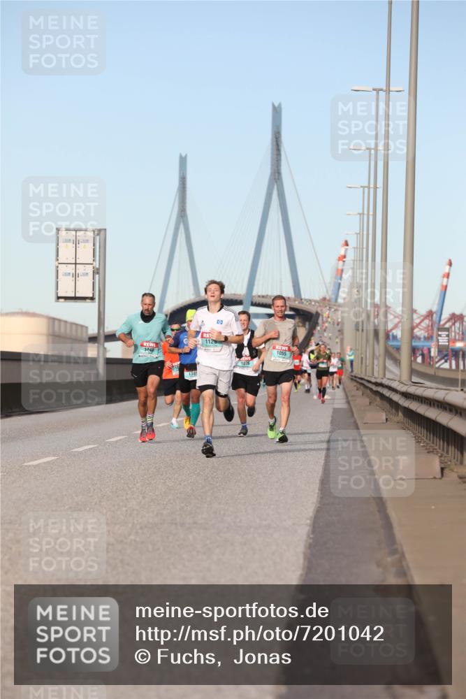 03.10.2024 - Köhlbrandbrückenlauf Fuchs,  Jonas http://msf.ph/oto/7201042 03.10.2024 09:39:45 Position 3 1248, 1125, 1335, 1076, 1055 meine-sportfotos.de