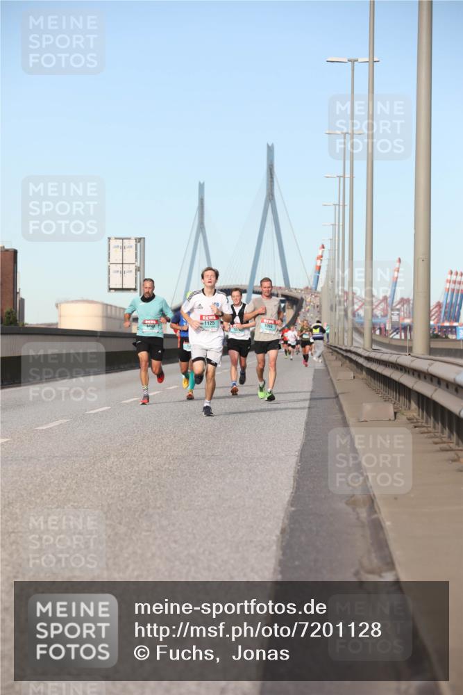 03.10.2024 - Köhlbrandbrückenlauf Fuchs,  Jonas http://msf.ph/oto/7201128 03.10.2024 09:39:46 Position 3 1125, 10, 1055 meine-sportfotos.de