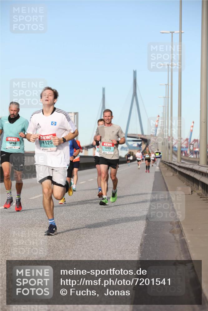 03.10.2024 - Köhlbrandbrückenlauf Fuchs,  Jonas http://msf.ph/oto/7201541 03.10.2024 09:39:50 Position 3 1248, 1125, 1055 meine-sportfotos.de