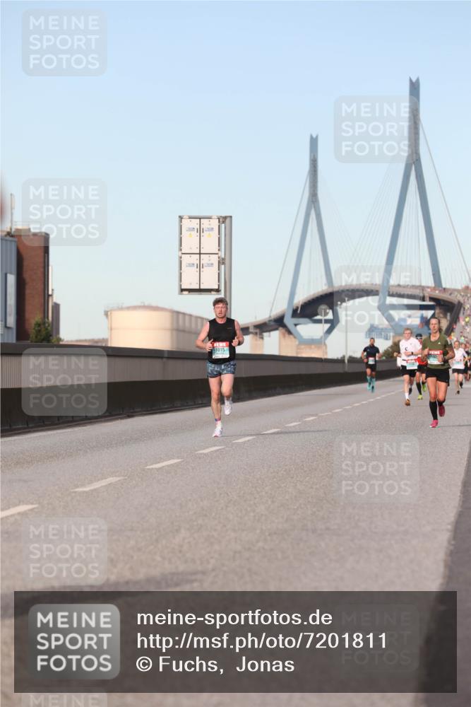 03.10.2024 - Köhlbrandbrückenlauf Fuchs,  Jonas http://msf.ph/oto/7201811 03.10.2024 09:39:55 Position 3 1015 meine-sportfotos.de