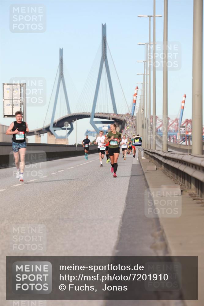 03.10.2024 - Köhlbrandbrückenlauf Fuchs,  Jonas http://msf.ph/oto/7201910 03.10.2024 09:39:57 Position 3 1015 meine-sportfotos.de