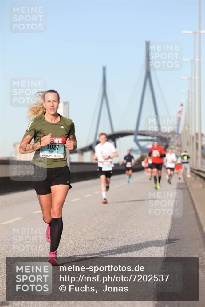 03.10.2024 - Köhlbrandbrückenlauf Fuchs,  Jonas http://msf.ph/oto/7202537 03.10.2024 09:40:05 Position 3 1027 meine-sportfotos.de