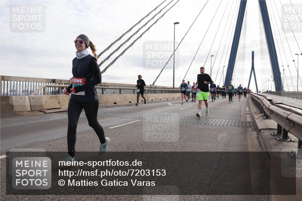 03.10.2024 - Köhlbrandbrückenlauf Matties Gatica Varas http://msf.ph/oto/7203153 03.10.2024 09:31:33 Position 2 326 meine-sportfotos.de