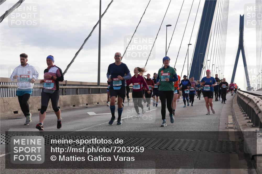 03.10.2024 - Köhlbrandbrückenlauf Matties Gatica Varas http://msf.ph/oto/7203259 03.10.2024 09:31:36 Position 2 2509, 3067, 2340, 3081, 2289, 2041 meine-sportfotos.de