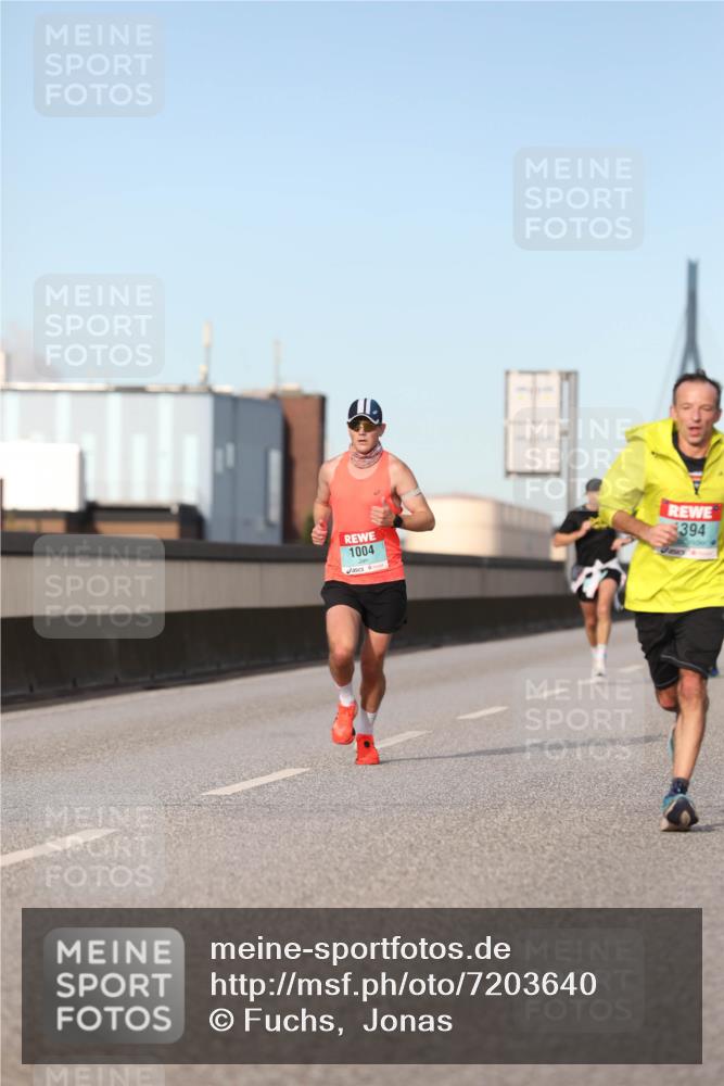 03.10.2024 - Köhlbrandbrückenlauf Fuchs,  Jonas http://msf.ph/oto/7203640 03.10.2024 09:40:35 Position 3 1004, 394 meine-sportfotos.de