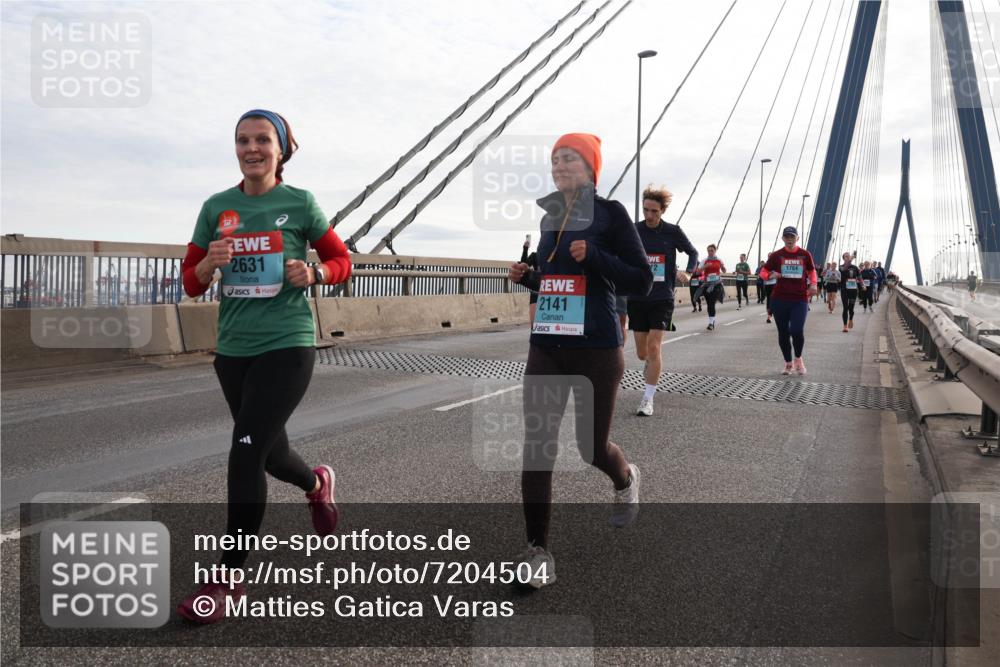 03.10.2024 - Köhlbrandbrückenlauf Matties Gatica Varas http://msf.ph/oto/7204504 03.10.2024 09:32:09 Position 2 2631, 2141, 12, 1764 meine-sportfotos.de