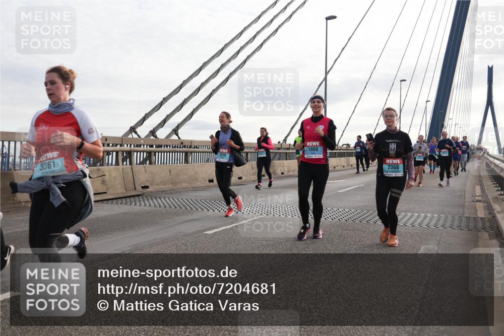 03.10.2024 - Köhlbrandbrückenlauf Matties Gatica Varas http://msf.ph/oto/7204681 03.10.2024 09:32:13 Position 2 3361, 1860, 3228, 2368 meine-sportfotos.de
