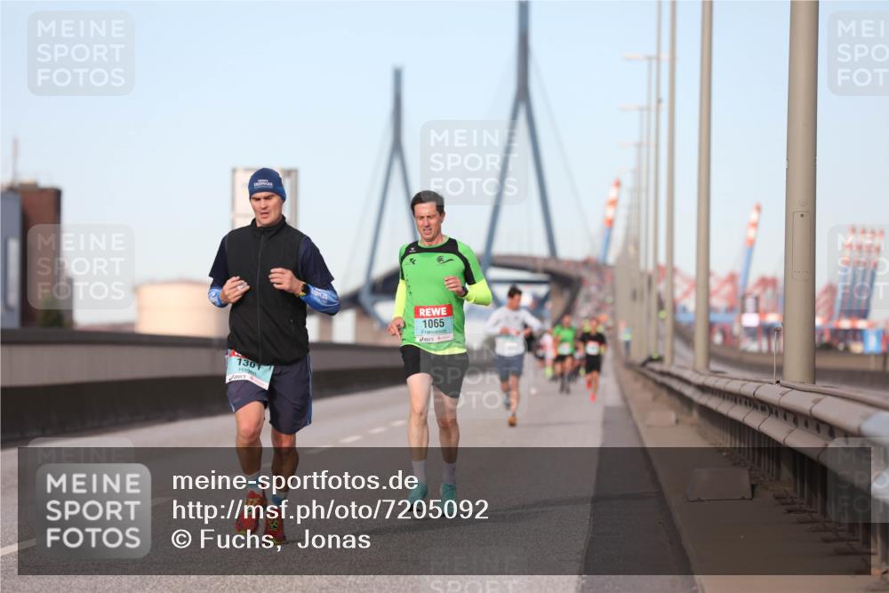 03.10.2024 - Köhlbrandbrückenlauf Fuchs,  Jonas http://msf.ph/oto/7205092 03.10.2024 09:41:17 Position 3 130, 1065 meine-sportfotos.de
