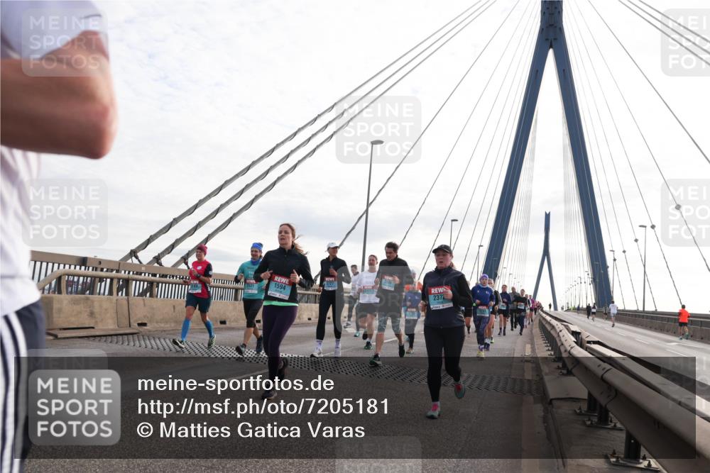 03.10.2024 - Köhlbrandbrückenlauf Matties Gatica Varas http://msf.ph/oto/7205181 03.10.2024 09:32:27 Position 2 1594, 3727, 2372 meine-sportfotos.de