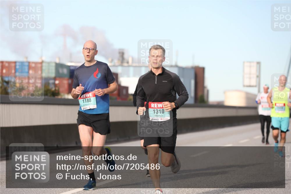 03.10.2024 - Köhlbrandbrückenlauf Fuchs,  Jonas http://msf.ph/oto/7205486 03.10.2024 09:42:36 Position 3 1188, 1310 meine-sportfotos.de