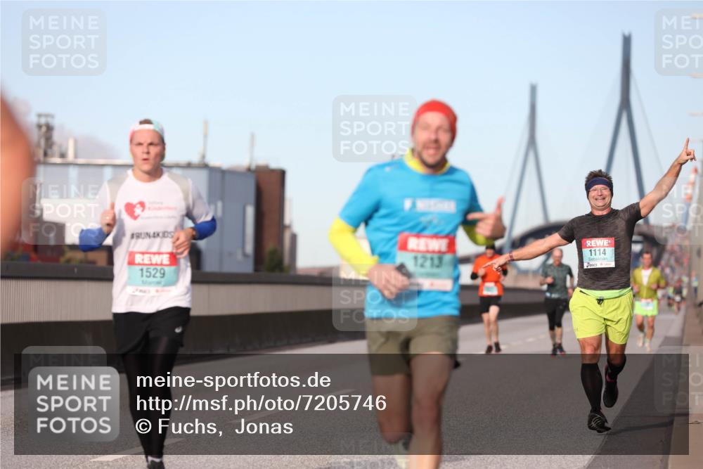 03.10.2024 - Köhlbrandbrückenlauf Fuchs,  Jonas http://msf.ph/oto/7205746 03.10.2024 09:42:41 Position 3 4, 1529, 1213, 1114 meine-sportfotos.de