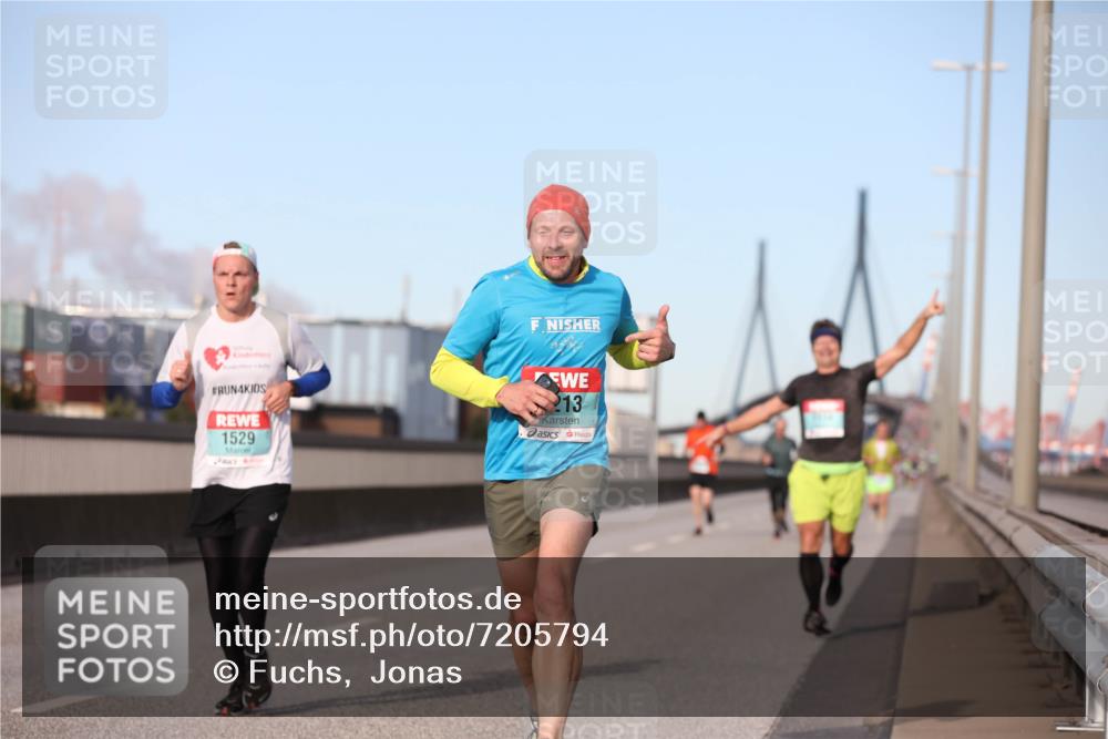 03.10.2024 - Köhlbrandbrückenlauf Fuchs,  Jonas http://msf.ph/oto/7205794 03.10.2024 09:42:41 Position 3 4, 1529, 13 meine-sportfotos.de