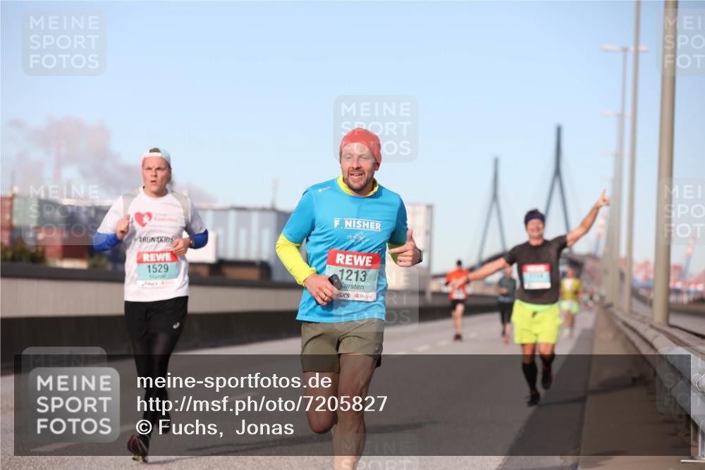 03.10.2024 - Köhlbrandbrückenlauf Fuchs,  Jonas http://msf.ph/oto/7205827 03.10.2024 09:42:41 Position 3 1529, 1213 meine-sportfotos.de