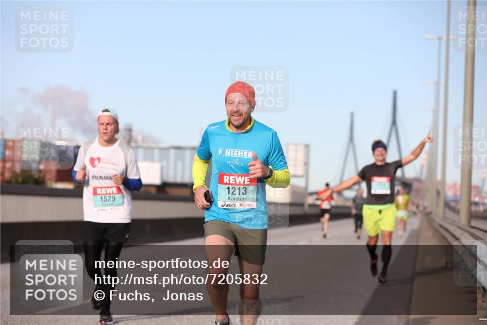03.10.2024 - Köhlbrandbrückenlauf Fuchs,  Jonas http://msf.ph/oto/7205832 03.10.2024 09:42:42 Position 3 1529, 1213 meine-sportfotos.de