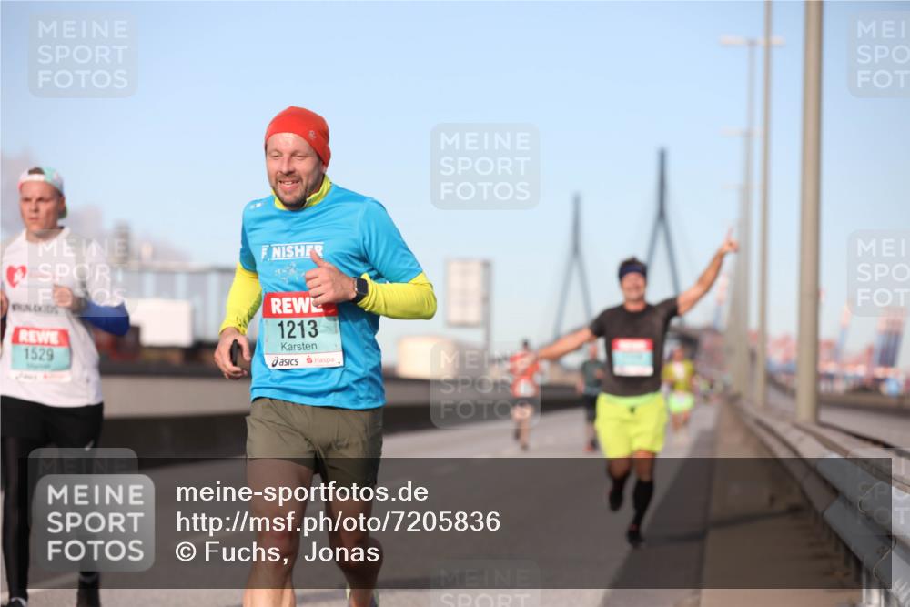 03.10.2024 - Köhlbrandbrückenlauf Fuchs,  Jonas http://msf.ph/oto/7205836 03.10.2024 09:42:42 Position 3 1529, 1213 meine-sportfotos.de