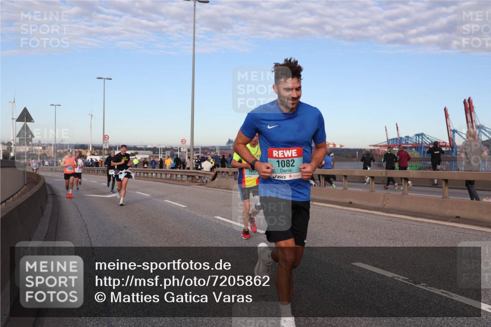 03.10.2024 - Köhlbrandbrückenlauf Matties Gatica Varas http://msf.ph/oto/7205862 03.10.2024 09:33:00 Position 2 1015, 1082 meine-sportfotos.de
