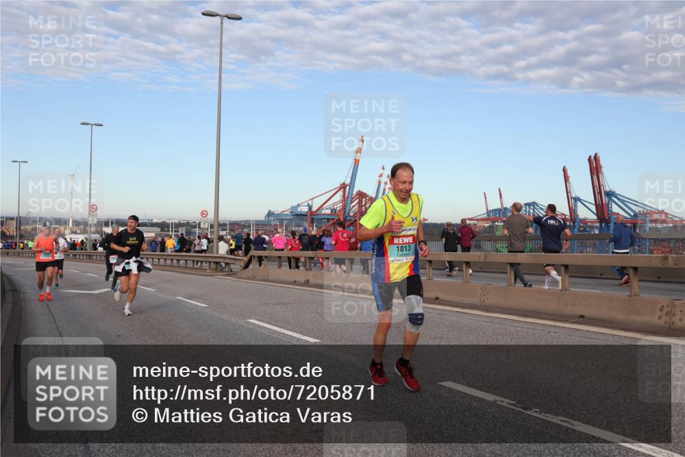 03.10.2024 - Köhlbrandbrückenlauf Matties Gatica Varas http://msf.ph/oto/7205871 03.10.2024 09:33:00 Position 2 1013 meine-sportfotos.de