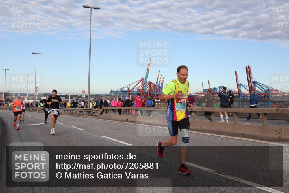 03.10.2024 - Köhlbrandbrückenlauf Matties Gatica Varas http://msf.ph/oto/7205881 03.10.2024 09:33:00 Position 2 1013 meine-sportfotos.de