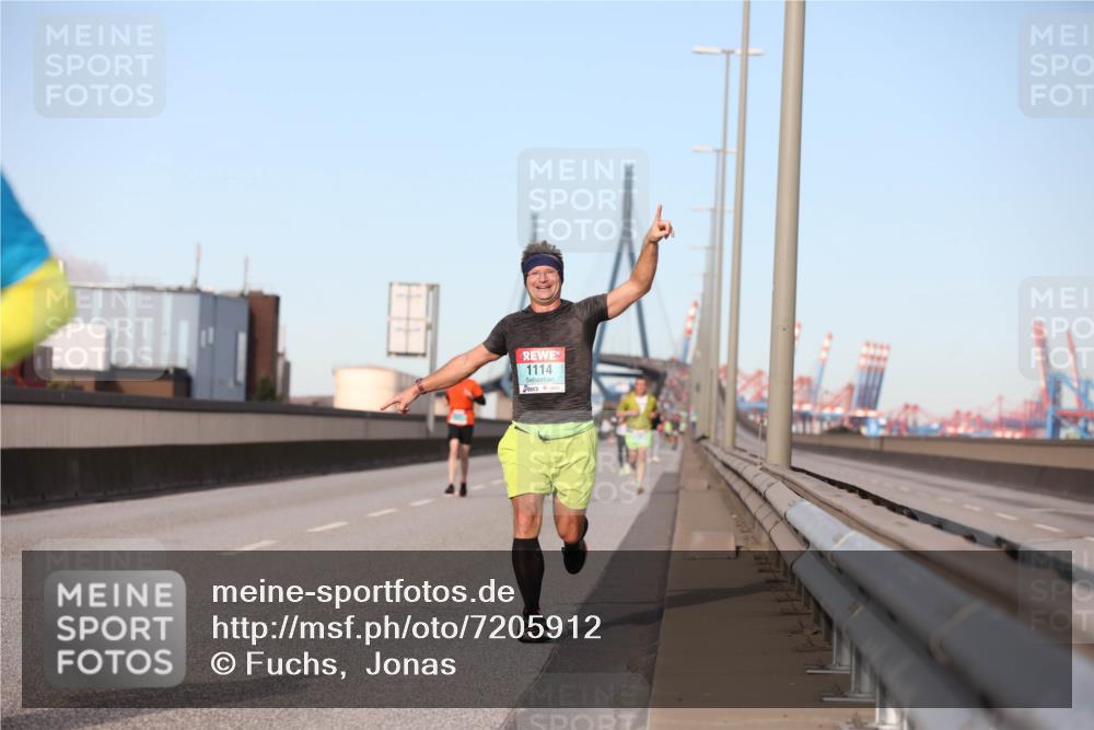03.10.2024 - Köhlbrandbrückenlauf Fuchs,  Jonas http://msf.ph/oto/7205912 03.10.2024 09:42:43 Position 3 1114 meine-sportfotos.de
