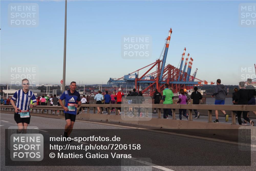 03.10.2024 - Köhlbrandbrückenlauf Matties Gatica Varas http://msf.ph/oto/7206158 03.10.2024 09:33:15 Position 2 1129, 1155 meine-sportfotos.de