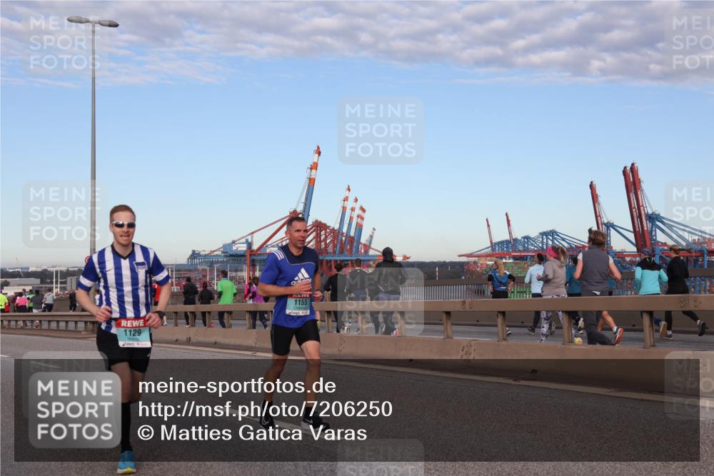 03.10.2024 - Köhlbrandbrückenlauf Matties Gatica Varas http://msf.ph/oto/7206250 03.10.2024 09:33:17 Position 2 1129, 1155 meine-sportfotos.de