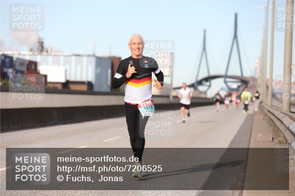 03.10.2024 - Köhlbrandbrückenlauf Fuchs,  Jonas http://msf.ph/oto/7206525 03.10.2024 09:42:59 Position 3 1029 meine-sportfotos.de