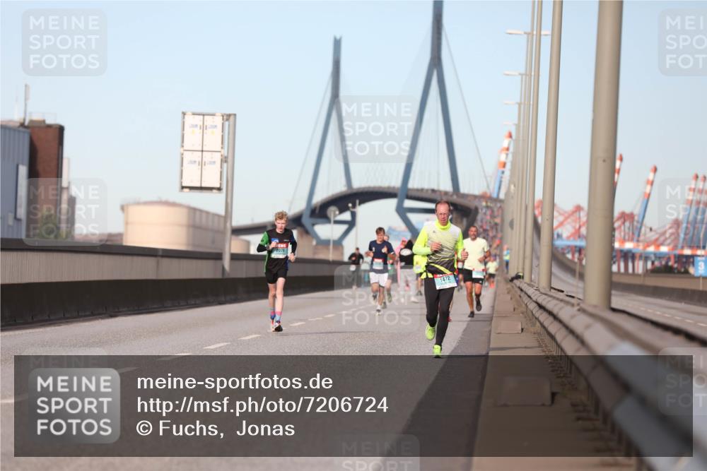 03.10.2024 - Köhlbrandbrückenlauf Fuchs,  Jonas http://msf.ph/oto/7206724 03.10.2024 09:43:09 Position 3 1472 meine-sportfotos.de