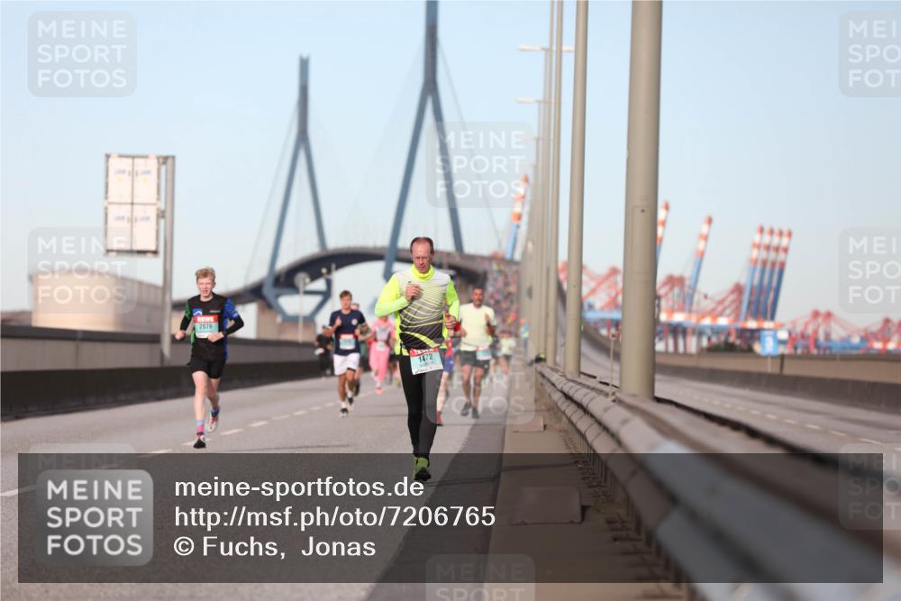 03.10.2024 - Köhlbrandbrückenlauf Fuchs,  Jonas http://msf.ph/oto/7206765 03.10.2024 09:43:10 Position 3 2076, 1472 meine-sportfotos.de