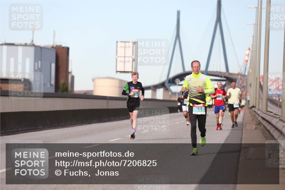 03.10.2024 - Köhlbrandbrückenlauf Fuchs,  Jonas http://msf.ph/oto/7206825 03.10.2024 09:43:12 Position 3 076, 1472 meine-sportfotos.de
