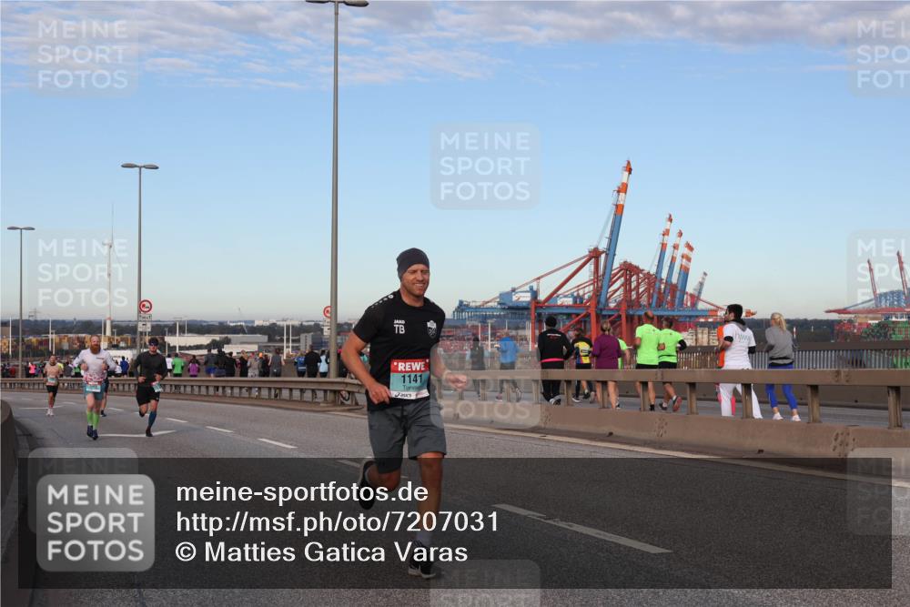 03.10.2024 - Köhlbrandbrückenlauf Matties Gatica Varas http://msf.ph/oto/7207031 03.10.2024 09:33:30 Position 2 1141 meine-sportfotos.de