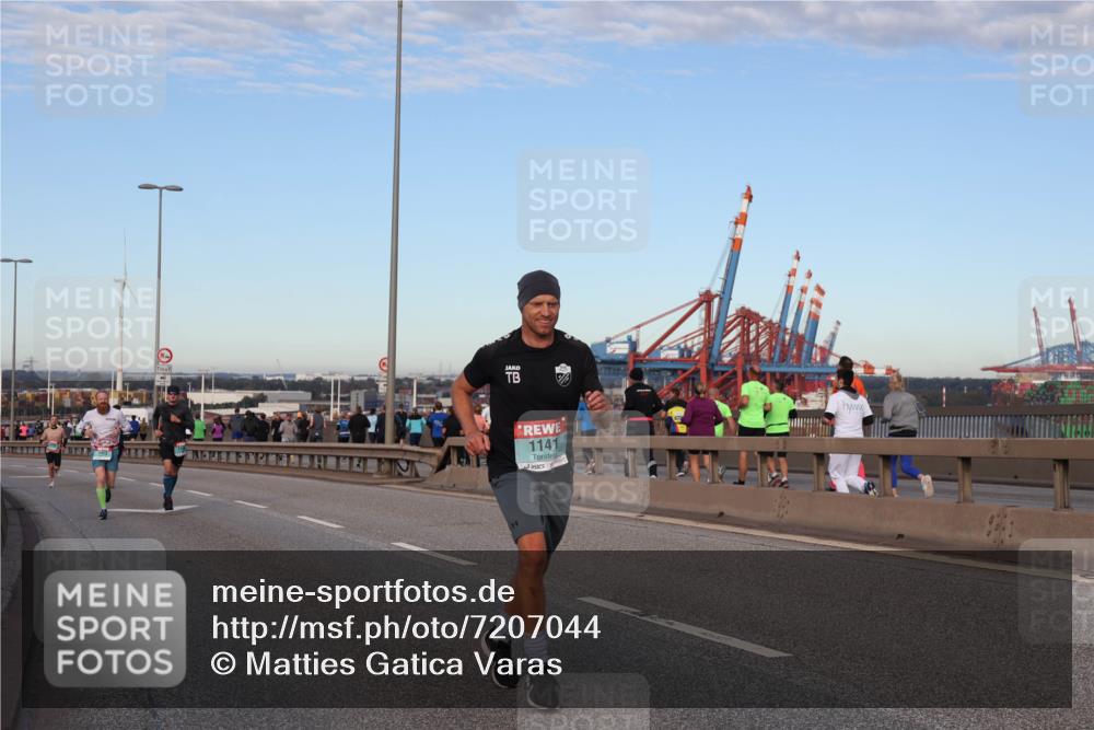 03.10.2024 - Köhlbrandbrückenlauf Matties Gatica Varas http://msf.ph/oto/7207044 03.10.2024 09:33:31 Position 2 1141 meine-sportfotos.de