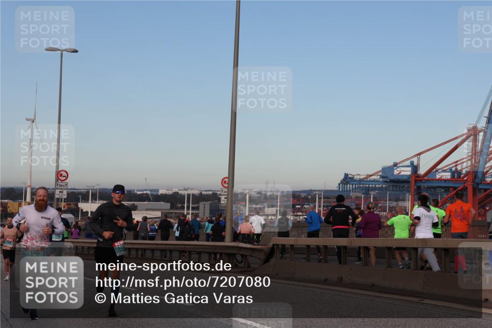 03.10.2024 - Köhlbrandbrückenlauf Matties Gatica Varas http://msf.ph/oto/7207080 03.10.2024 09:33:33 Position 2 1423, 1500, 1743, 131, 500, 1141 meine-sportfotos.de