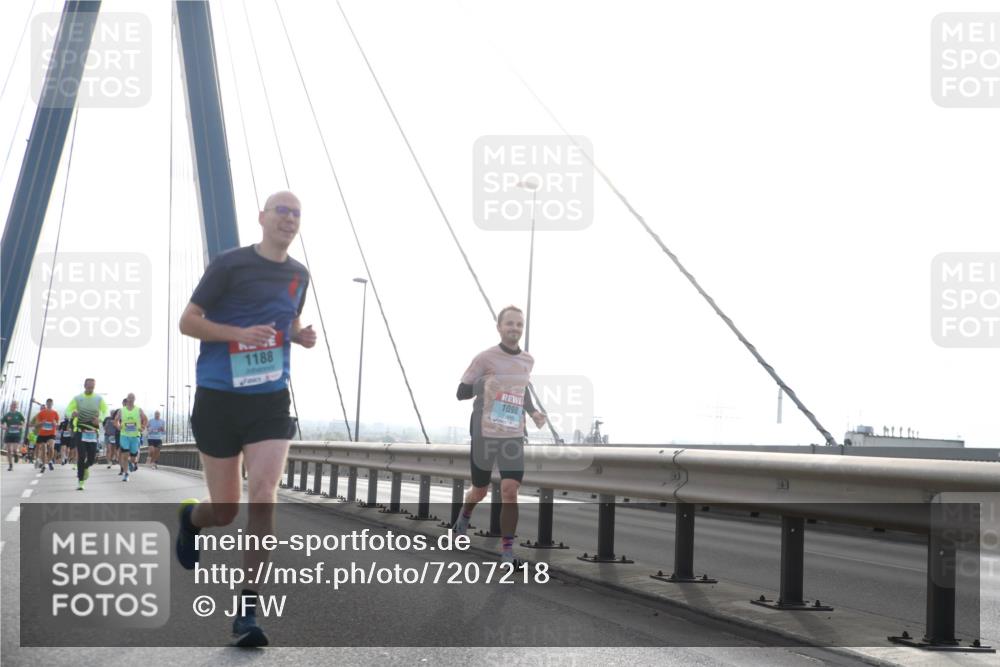 03.10.2024 - Köhlbrandbrückenlauf Jannik Wohlers http://msf.ph/oto/7207218 03.10.2024 09:20:28 Position 1 1188, 1098 meine-sportfotos.de