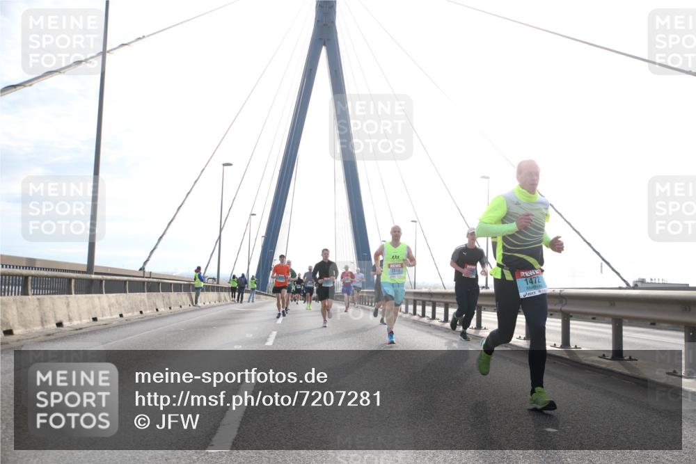 03.10.2024 - Köhlbrandbrückenlauf Jannik Wohlers http://msf.ph/oto/7207281 03.10.2024 09:20:34 Position 1 2659, 1472 meine-sportfotos.de