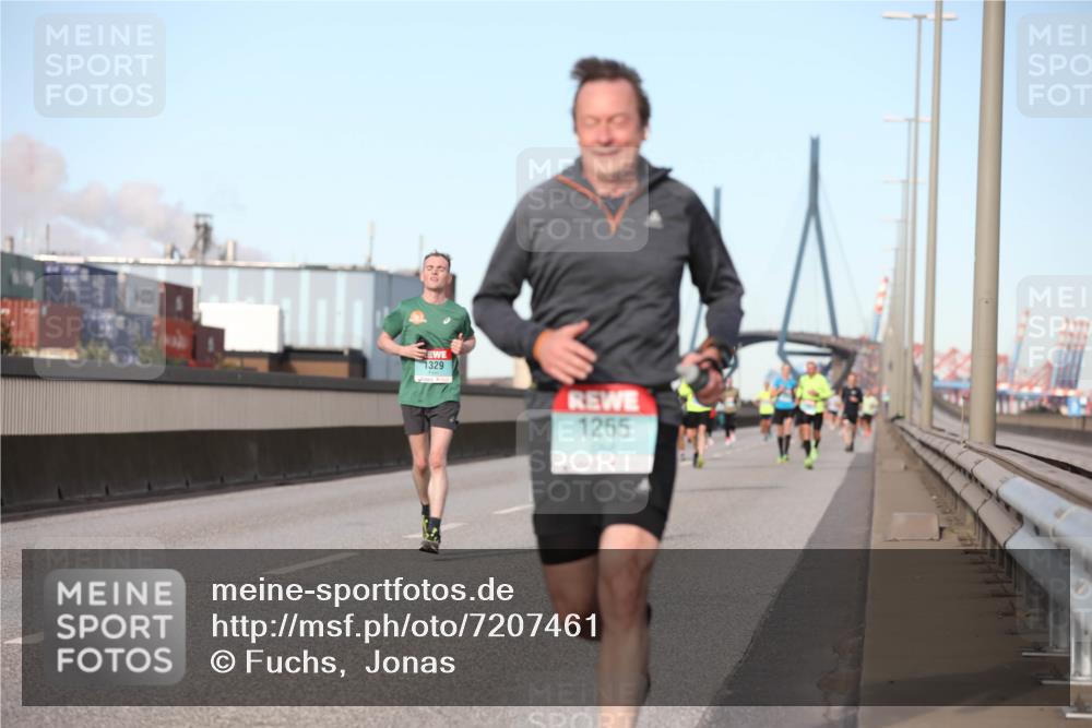 03.10.2024 - Köhlbrandbrückenlauf Fuchs,  Jonas http://msf.ph/oto/7207461 03.10.2024 09:43:29 Position 3 1329, 1255 meine-sportfotos.de