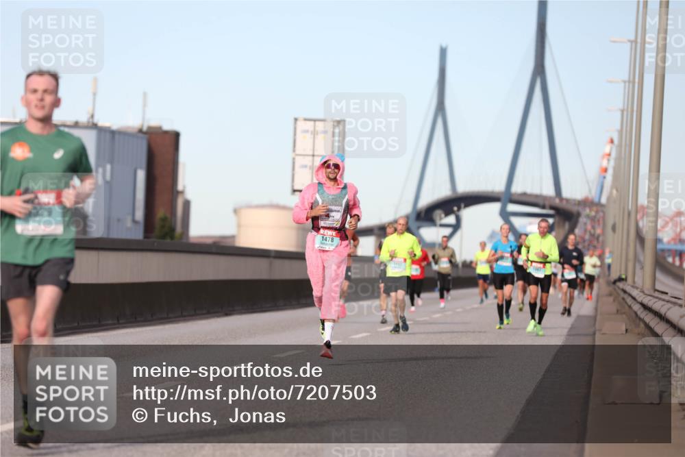 03.10.2024 - Köhlbrandbrückenlauf Fuchs,  Jonas http://msf.ph/oto/7207503 03.10.2024 09:43:30 Position 3 1478 meine-sportfotos.de