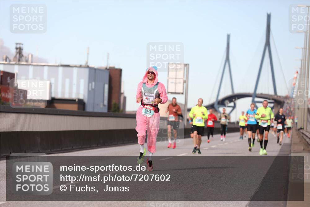 03.10.2024 - Köhlbrandbrückenlauf Fuchs,  Jonas http://msf.ph/oto/7207602 03.10.2024 09:43:32 Position 3 1478 meine-sportfotos.de